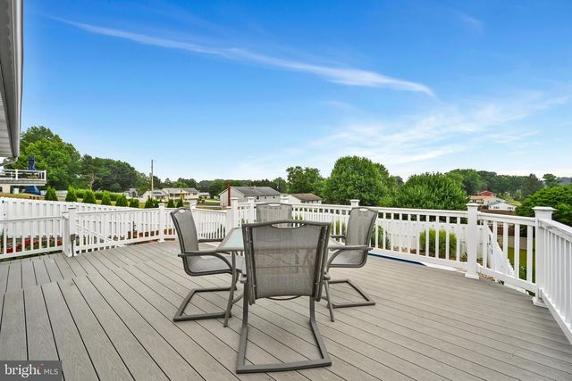 92 KENDALE RD, Red Lion, PA 17356