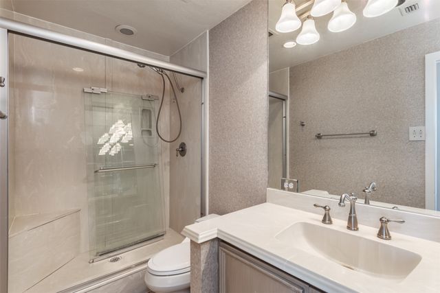 6335 W Northwest Highway 1314, Dallas, TX 75225