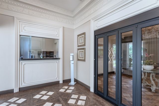 6335 W Northwest Highway 1314, Dallas, TX 75225