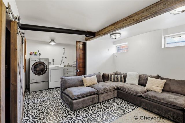 3102 DEY AVE, Cheyenne, WY 82001