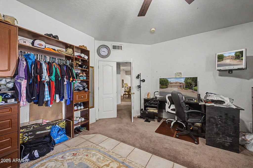 Image 35 of property listing at 749 S COPPER KEY Court, Gilbert, AZ 85233