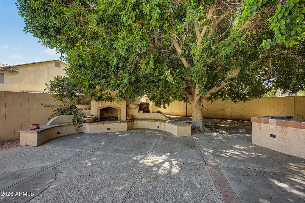 Image 48 of property listing at 749 S COPPER KEY Court, Gilbert, AZ 85233