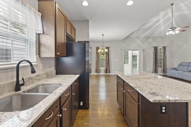 3257 Belstone Drive, Grove City, OH 43123