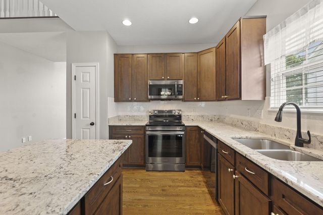 3257 Belstone Drive, Grove City, OH 43123