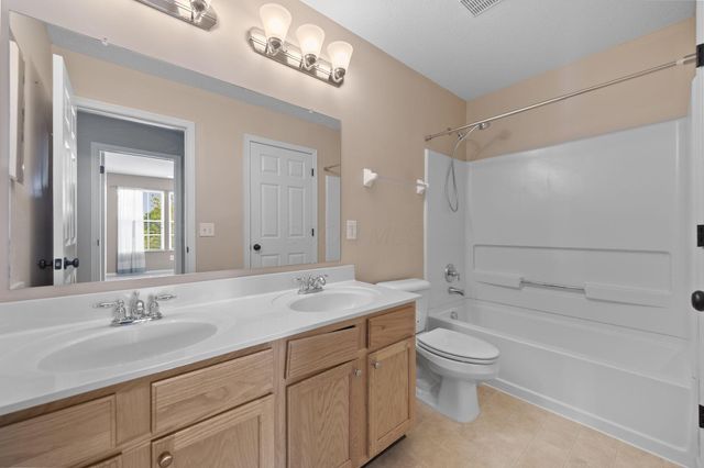 3257 Belstone Drive, Grove City, OH 43123