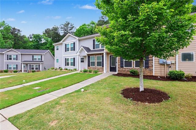 5960 Garden Circle, Douglasville, GA 30135