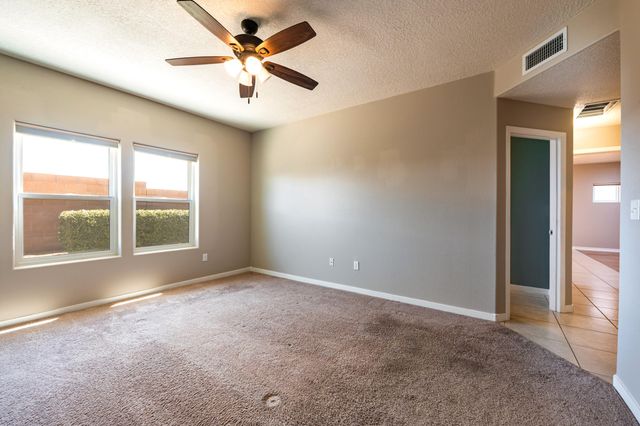 2860 Walsh Loop SE, Rio Rancho, NM 87124