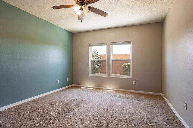 2860 Walsh Loop SE, Rio Rancho, NM 87124