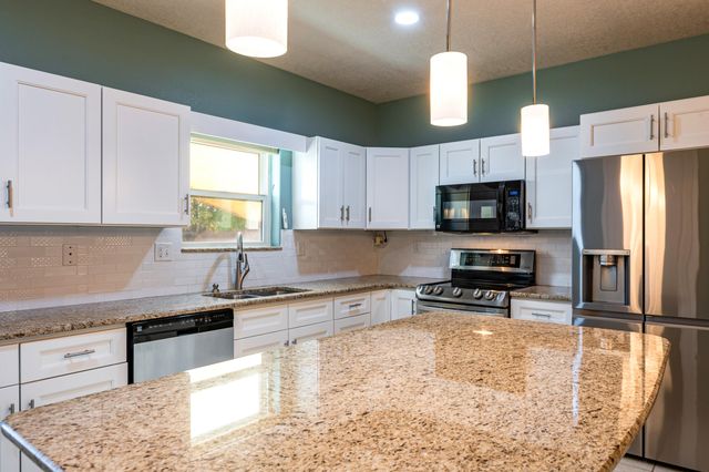 2860 Walsh Loop SE, Rio Rancho, NM 87124