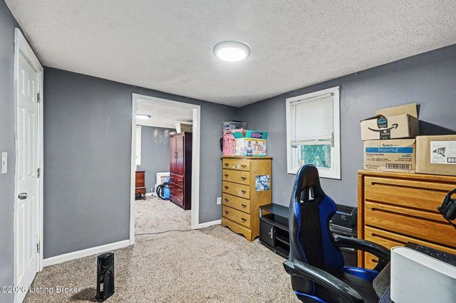 6518 Elmwood St, Louisville, KY 40216