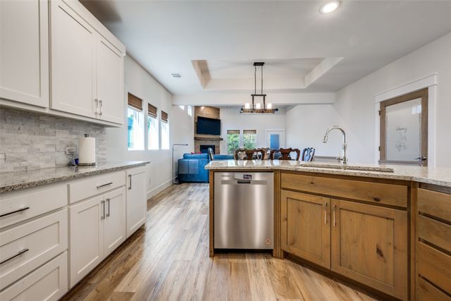 745 River Oak Way, Lake Dallas, TX 75065