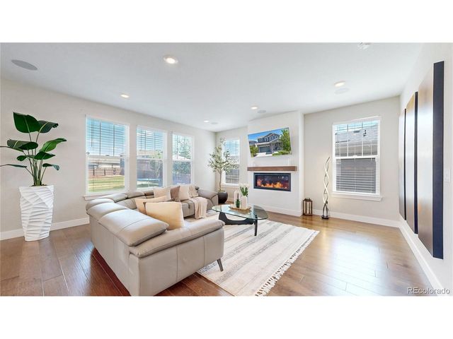 5938 N Odessa St, Aurora, CO 80019