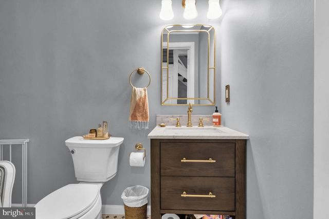 1526 GALES ST NE, Washington, DC 20002