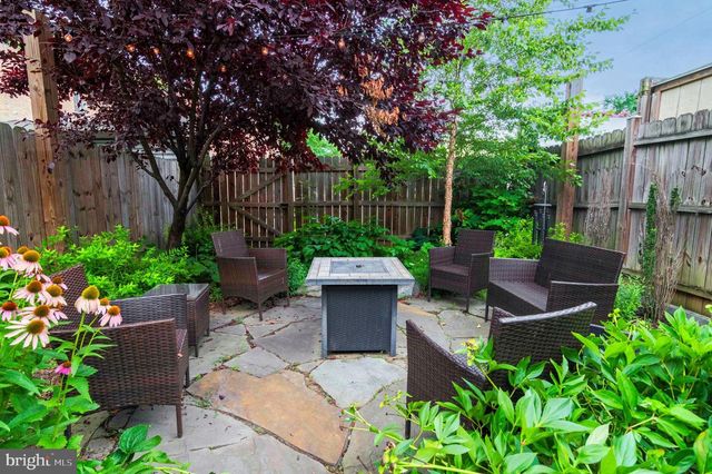 1526 GALES ST NE, Washington, DC 20002