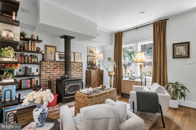 1526 GALES ST NE, Washington, DC 20002