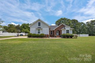 4116 Hoodridge Lane, Mint Hill, NC 28227
