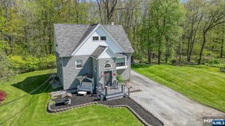 70 Cedar Tree Drive, Vernon, NJ 07422