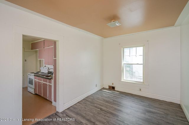 1433 Bailey Street, Lansing, MI 48910