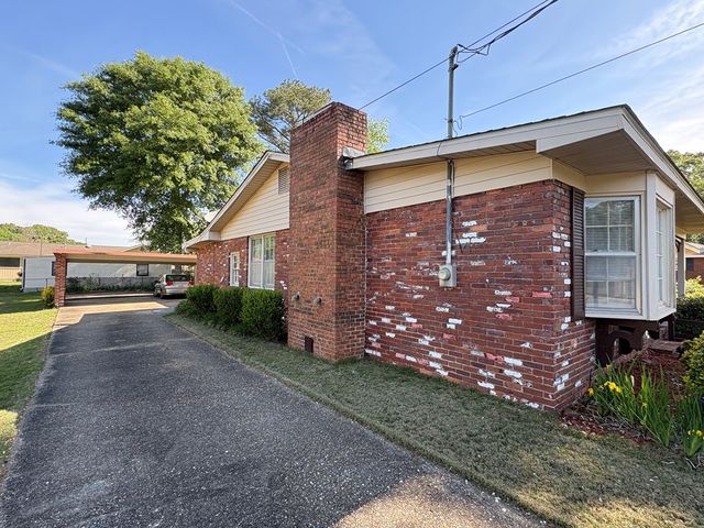 1604 46th Street, Phenix City, AL 36867