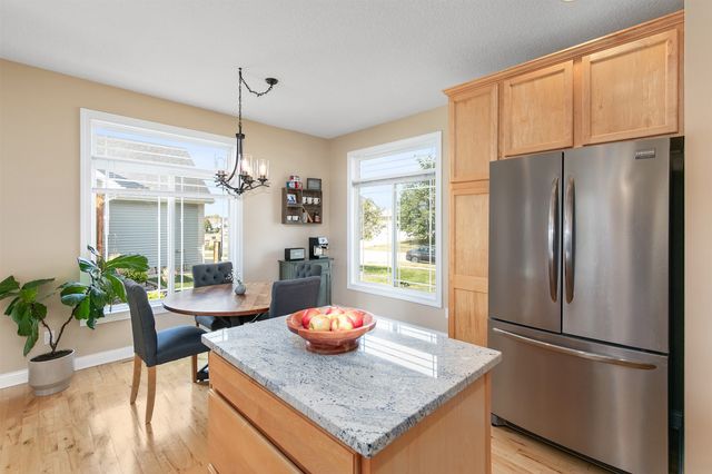 118 21st Street SW, Altoona, IA 50009