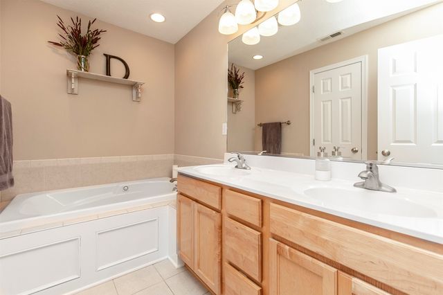 118 21st Street SW, Altoona, IA 50009