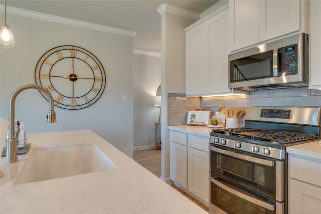 625 Kyle Drive, Tioga, TX 76271
