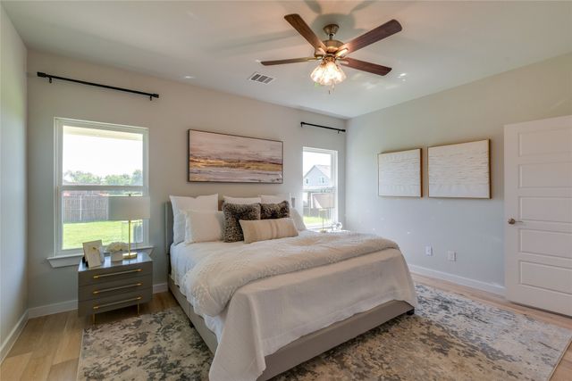 625 Kyle Drive, Tioga, TX 76271