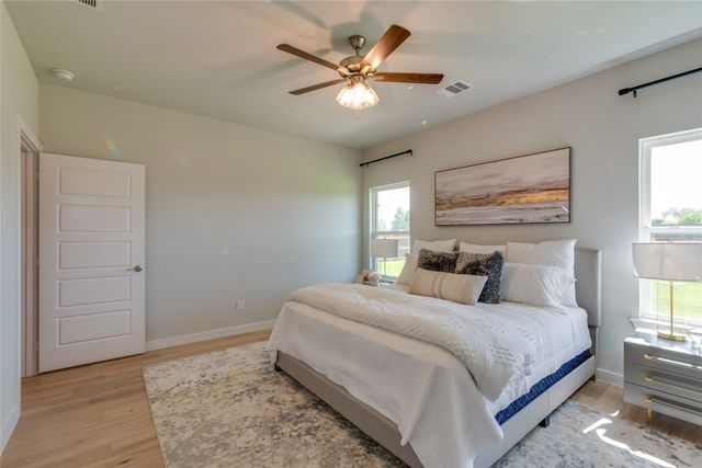 625 Kyle Drive, Tioga, TX 76271
