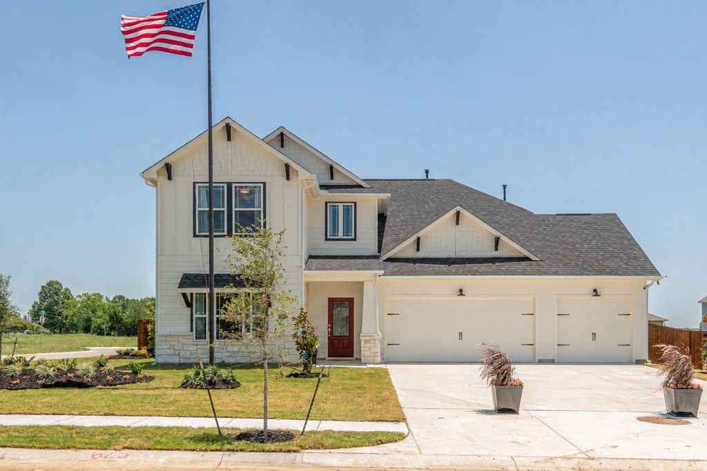 625 Kyle Drive, Tioga, TX 76271