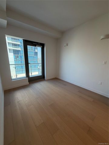 3371 Prince Street 6L, Flushing, NY 11354