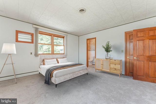 1038 PHOENIXVILLE PIKE, West Chester, PA 19380