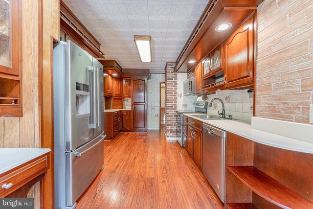 1038 PHOENIXVILLE PIKE, West Chester, PA 19380