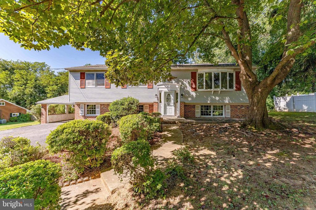 1038 PHOENIXVILLE PIKE, WEST CHESTER, PA 19380 — photo 2