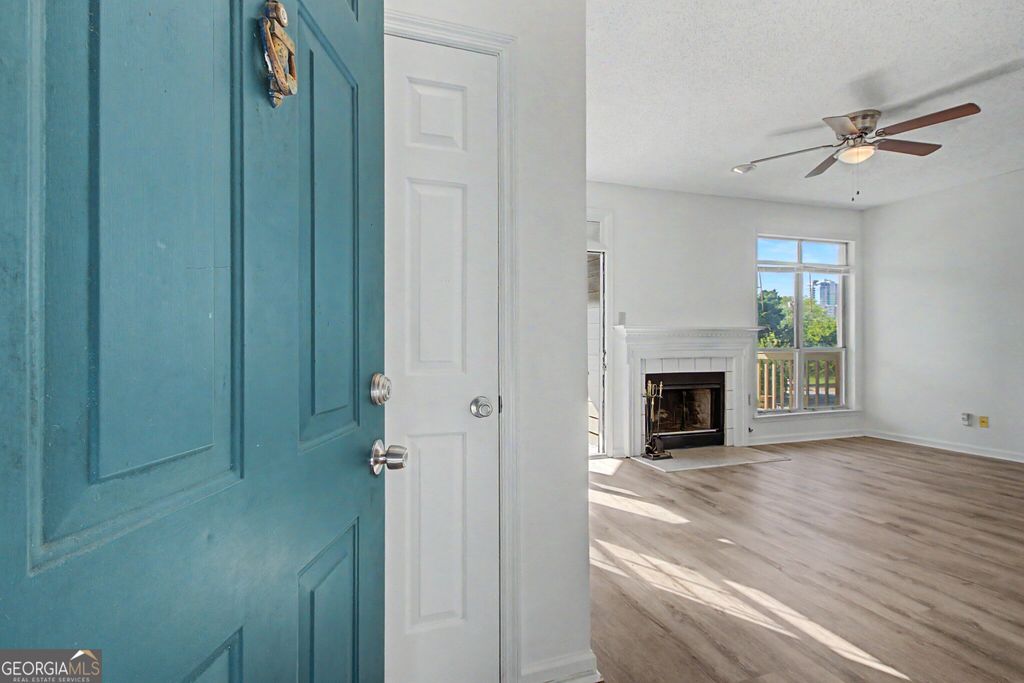 1015 McGill Park Avenue NE, Atlanta, GA 30312 — photo 4