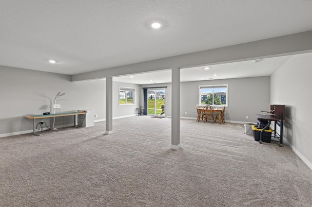 6029 Idsen Avenue S, Cottage Grove, MN 55016