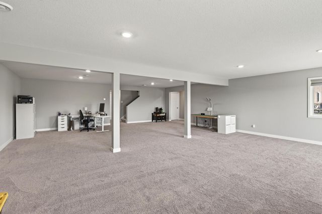 6029 Idsen Avenue S, Cottage Grove, MN 55016