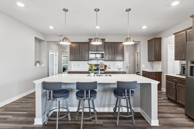 6029 Idsen Avenue S, Cottage Grove, MN 55016