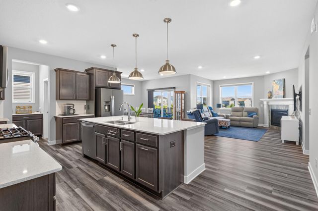 6029 Idsen Avenue S, Cottage Grove, MN 55016