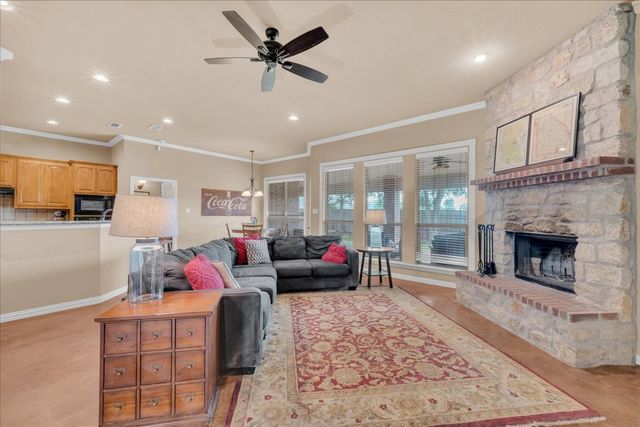 206 Mockingbird Lane, Aledo, TX 76008