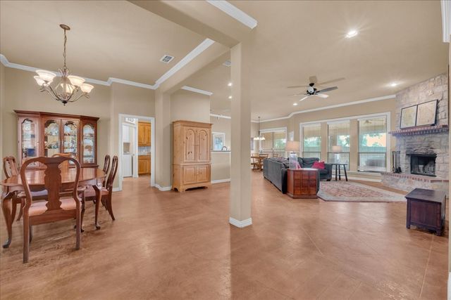 206 Mockingbird Lane, Aledo, TX 76008