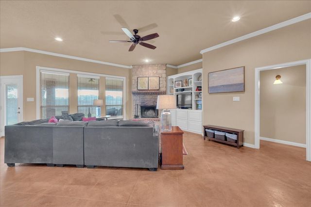 206 Mockingbird Lane, Aledo, TX 76008