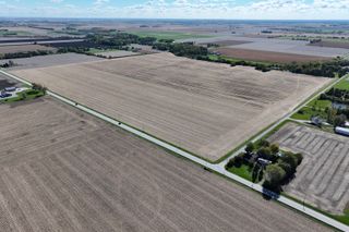 8451 N 3000 W Road, Manteno, IL 60950