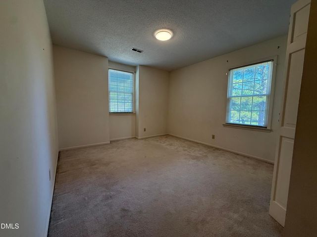 907 Chestnut Drive, Smithfield, NC 27577