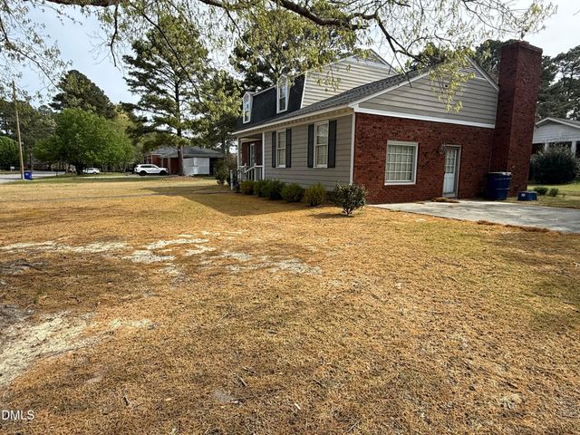 907 Chestnut Drive, Smithfield, NC 27577