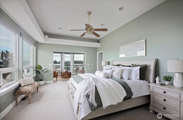 4694 Wrightsman Place, Clinton, WA 98236