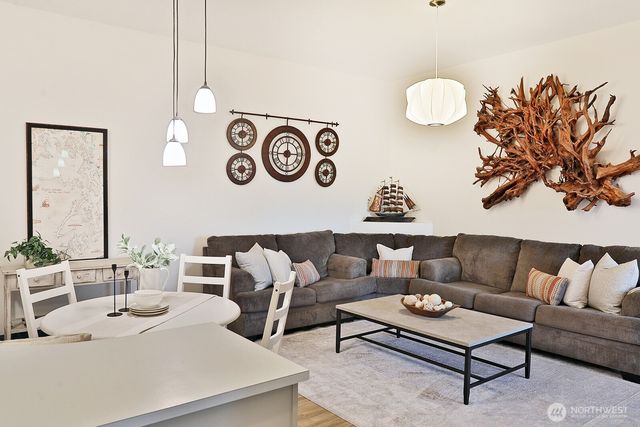 4694 Wrightsman Place, Clinton, WA 98236