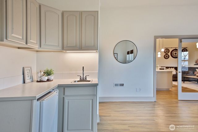 4694 Wrightsman Place, Clinton, WA 98236