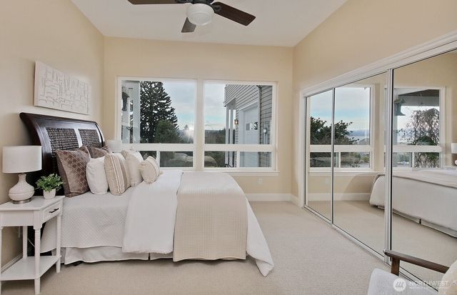 4694 Wrightsman Place, Clinton, WA 98236