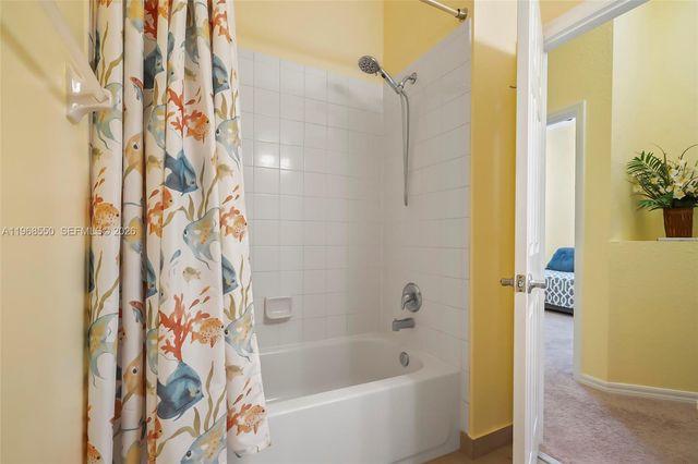 4870 Bonsai Cir 106, Palm Beach Gardens, FL 33418