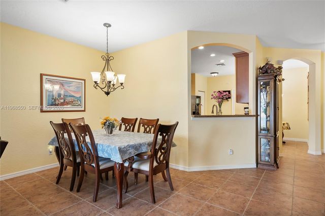 4870 Bonsai Cir 106, Palm Beach Gardens, FL 33418